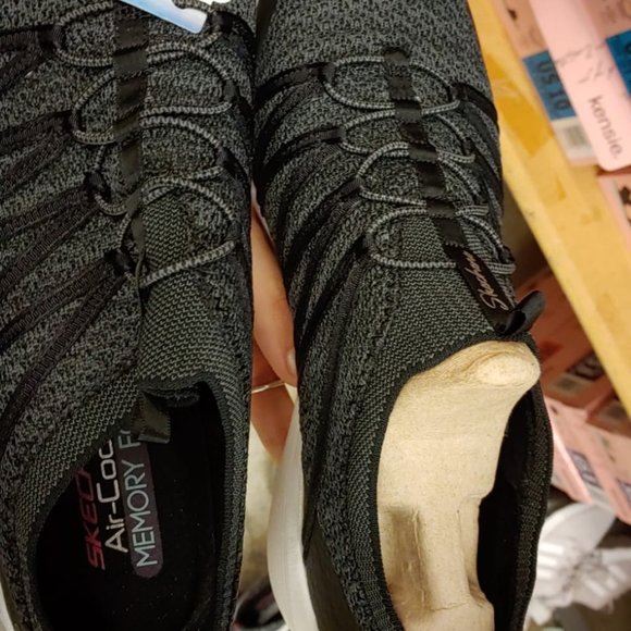 Skechers Women's Arya Air-Cooled Memory Foam Slip On Shoes NIB - Black - Picture 11 of 11